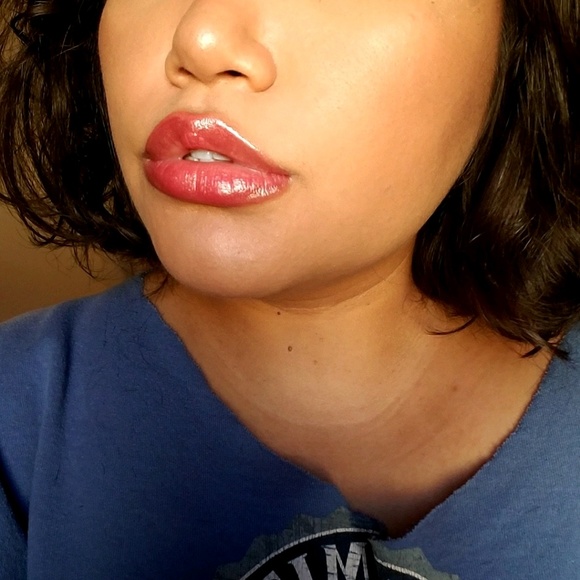 Meet your Posher, Simone - Picture 1 of 1